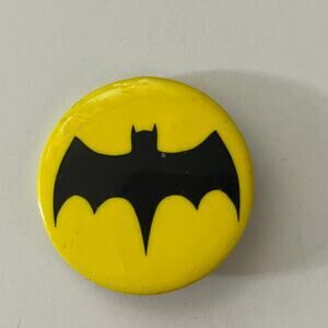 Batman Logo Vintage Pinback Button STB7-PB2
